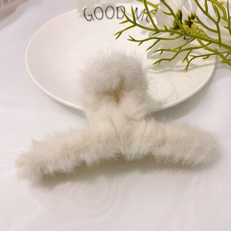 Cute Faux Fur Fluffy Hair Claw