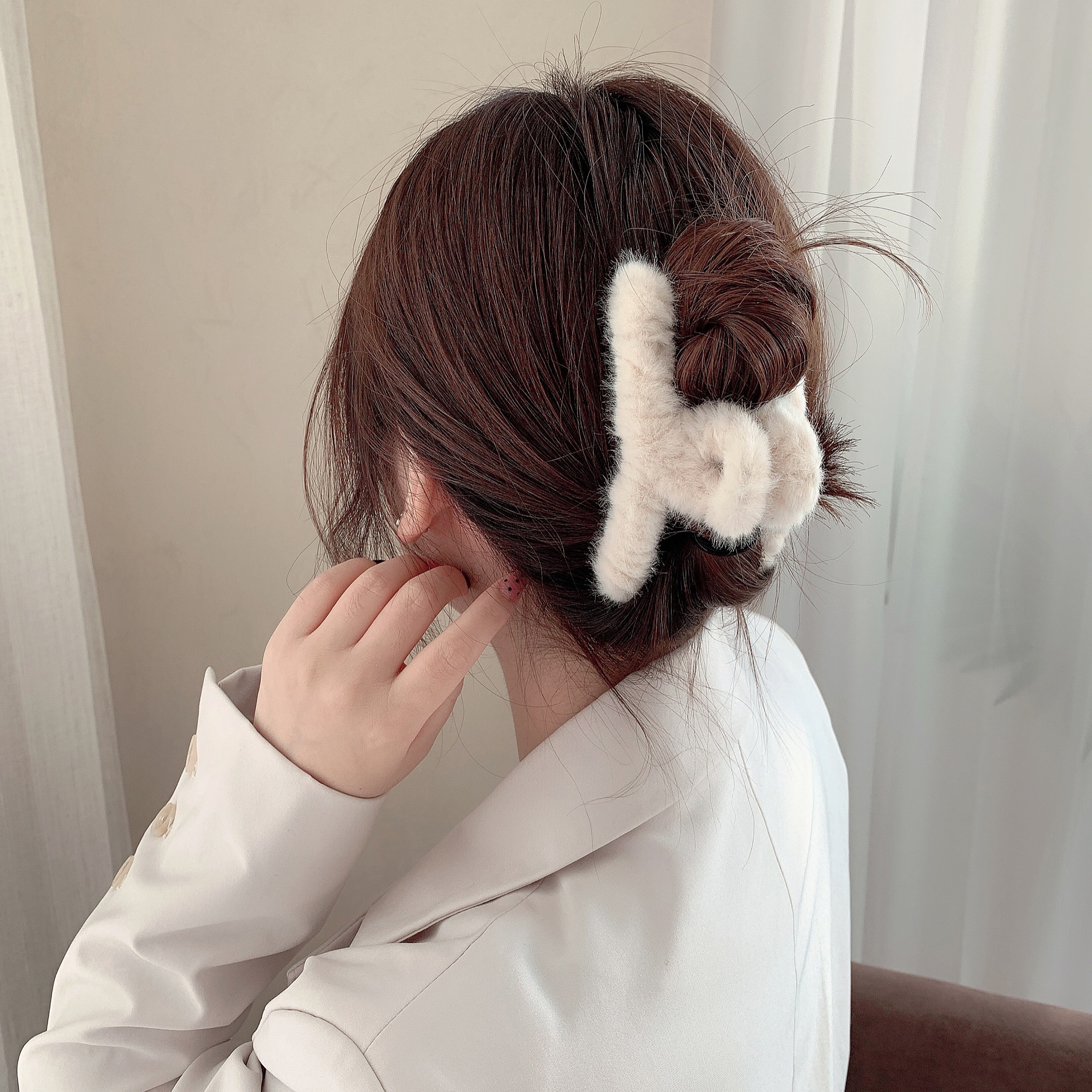 Cute Faux Fur Fluffy Hair Claw
