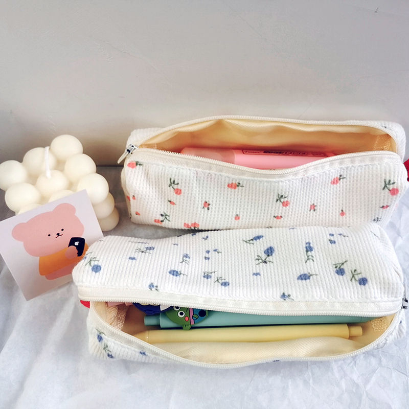 Cute Floral Canvas Pencil Pouch Cute Floral Canvas Pencil Pouch