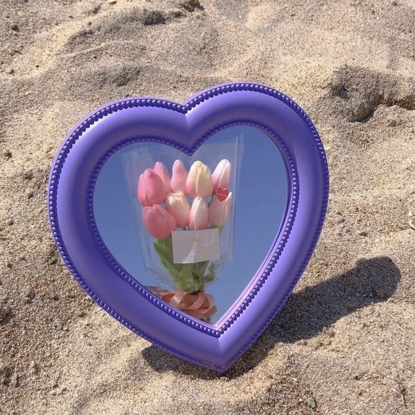 Cute Heart Shaped Makeup Mirror