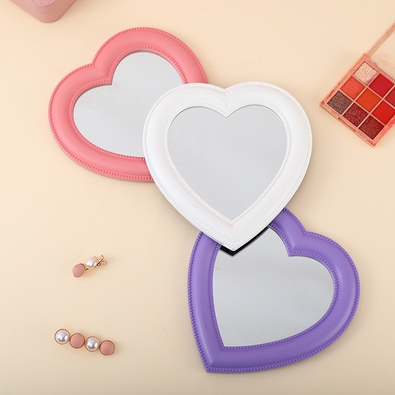 Cute Heart Shaped Makeup Mirror