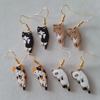Cute Kawaii Cat Dangle Earrings (2 pcs) Cute Kawaii Cat Dangle Earrings (2 pcs)