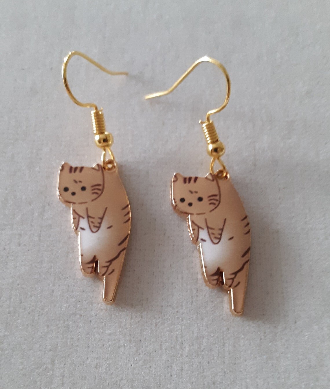 Cute Kawaii Cat Dangle Earrings (2 pcs) Cute Kawaii Cat Dangle Earrings (2 pcs)