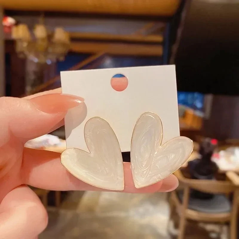 Cute White Heart Earrings Cute White Heart Earrings