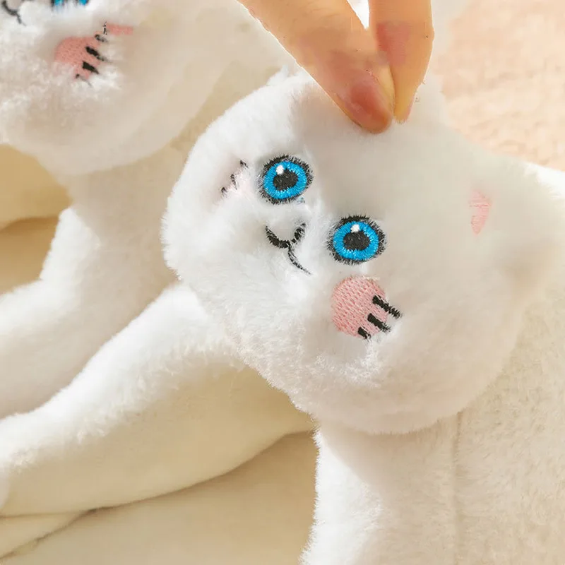 Cute Winter Cat Fuzzy Slippers Cute Winter Cat Fuzzy Slippers