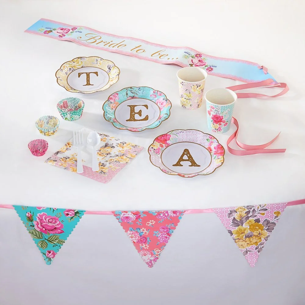Dainty Floral Tea Party Paper Plates (8 pcs)