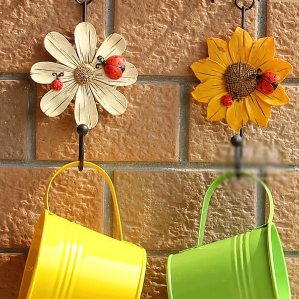 Dainty Resin Flower Wall Hook