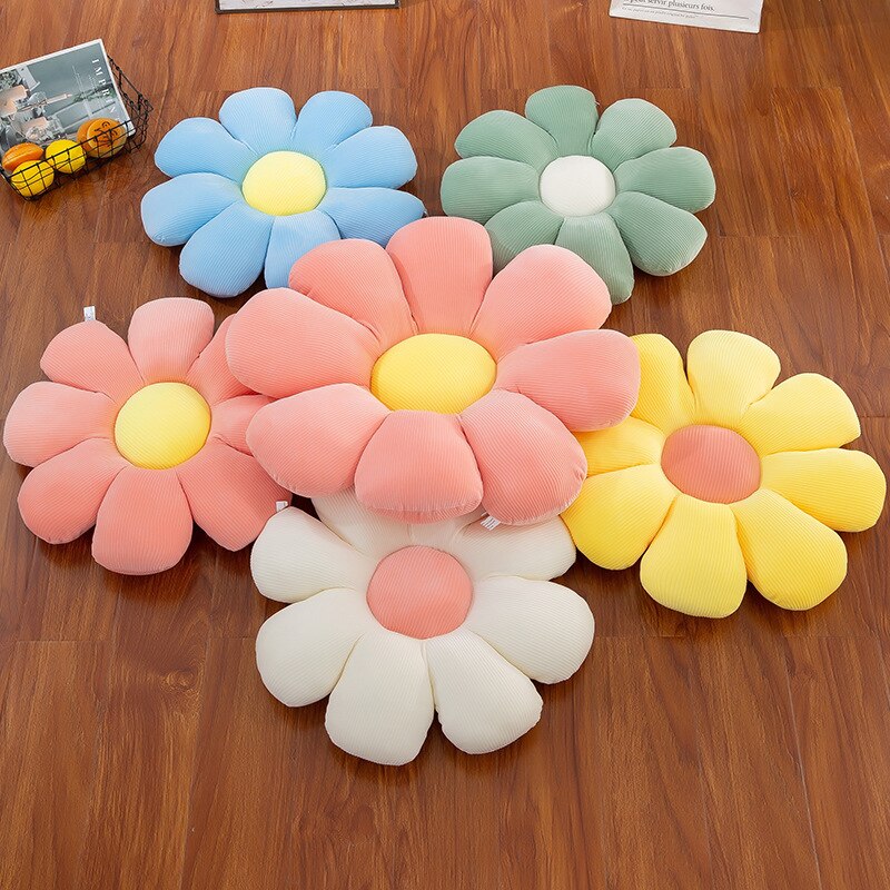 Daisy Flower Pillow Decorative Cushion