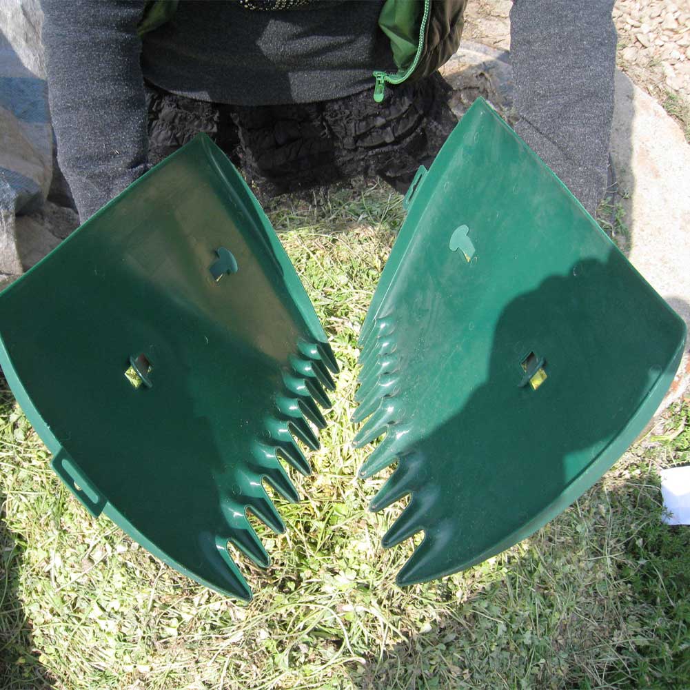 Debris, Trash, and Leaf Grabbers (2 pcs)