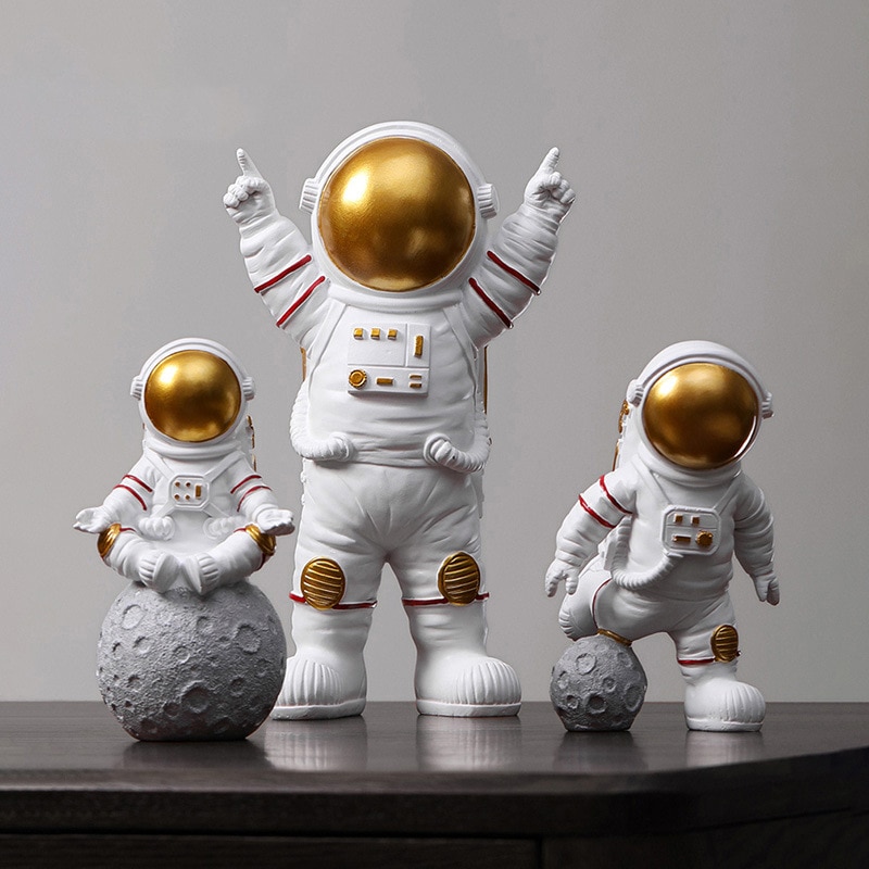 Decorative Astronaut Toy Figures (3pcs)