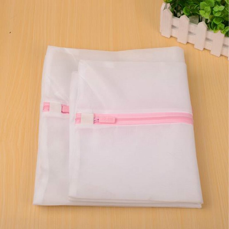 Delicates Wash Bag Mesh with Zipper Delicates Wash Bag Mesh with Zipper
