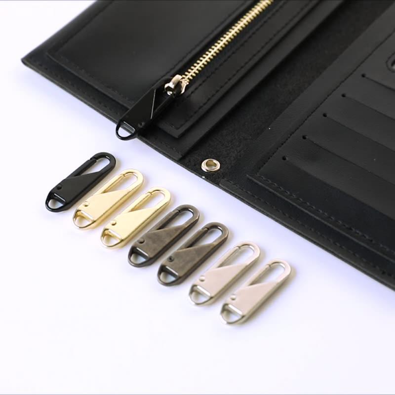 Detachable Zipper Puller Replacements (20 pcs) Detachable Zipper Puller Replacements (20 pcs)