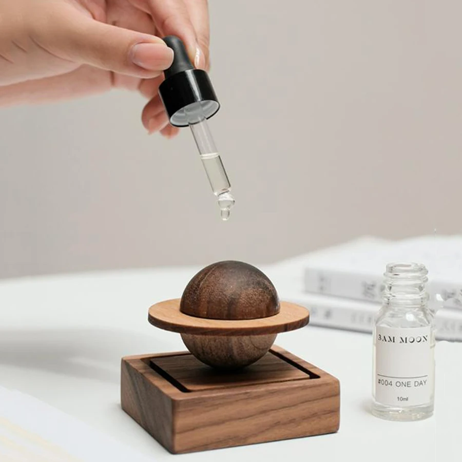 Difuser Wood Scent Essential Oil Diffuser Jupiter Shape Home Decoration Fresh Air Difuser Wood Scent Essential Oil Diffuser Jupiter Shape Home Decoration Fresh Air
