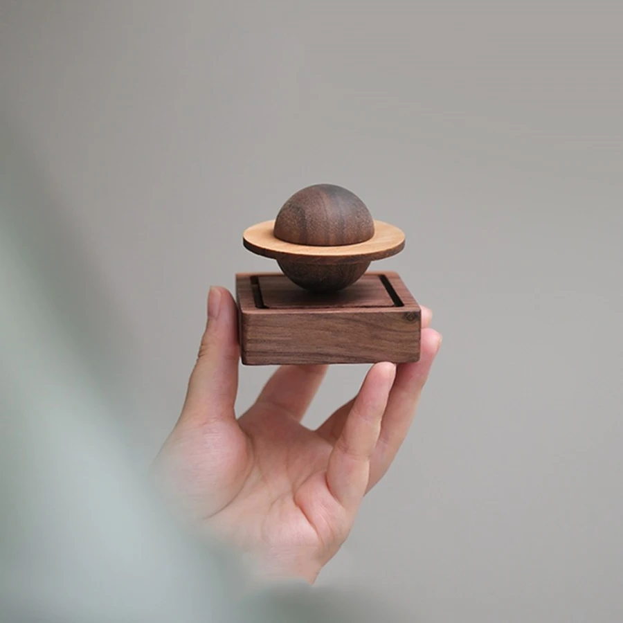 Difuser Wood Scent Essential Oil Diffuser Jupiter Shape Home Decoration Fresh Air Difuser Wood Scent Essential Oil Diffuser Jupiter Shape Home Decoration Fresh Air