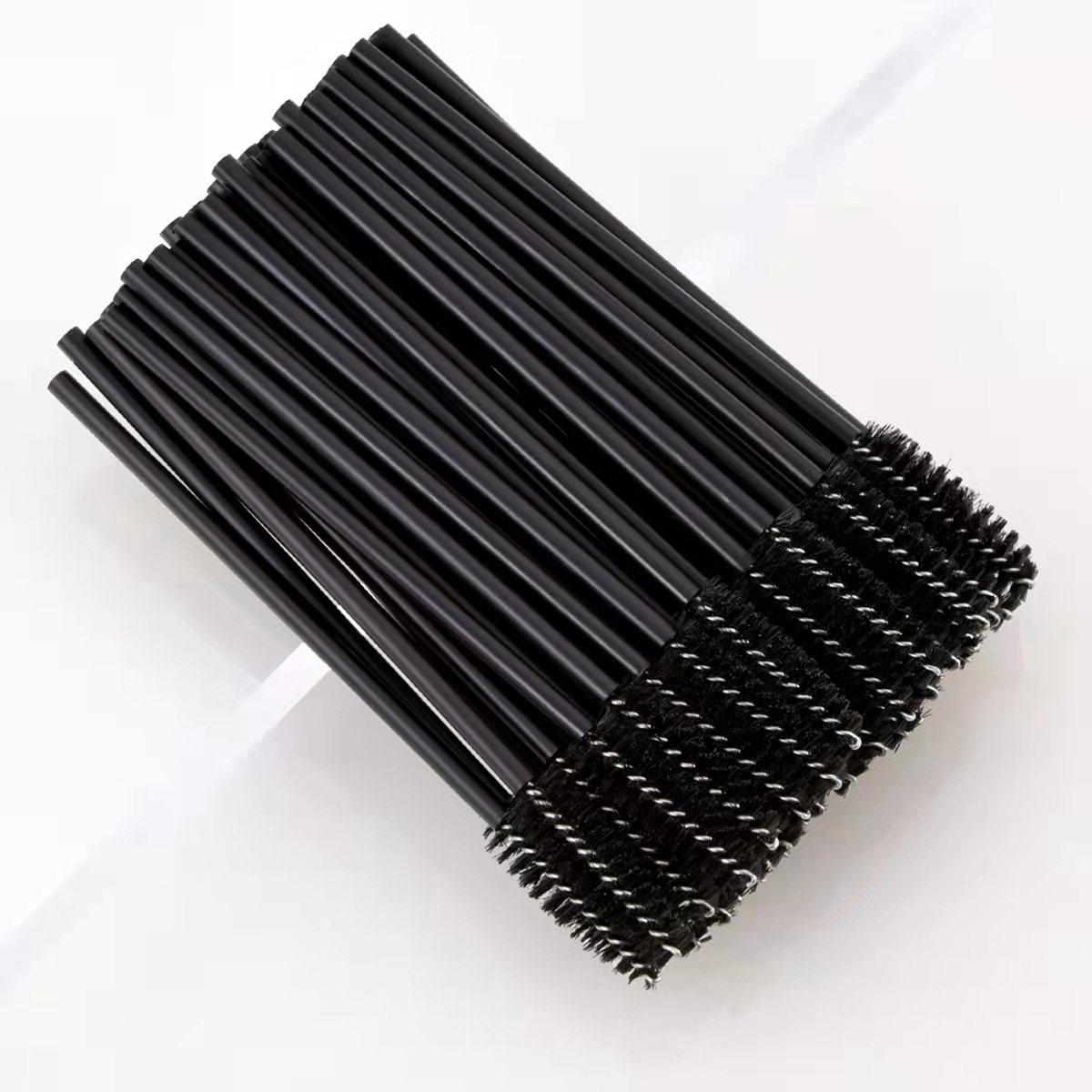 Disposable Eyelash Brushes (50pcs) Disposable Eyelash Brushes (50pcs)