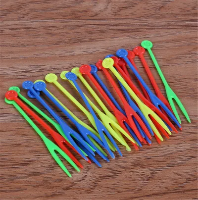 Disposable Plastic Fruit Forks (50 Pcs)