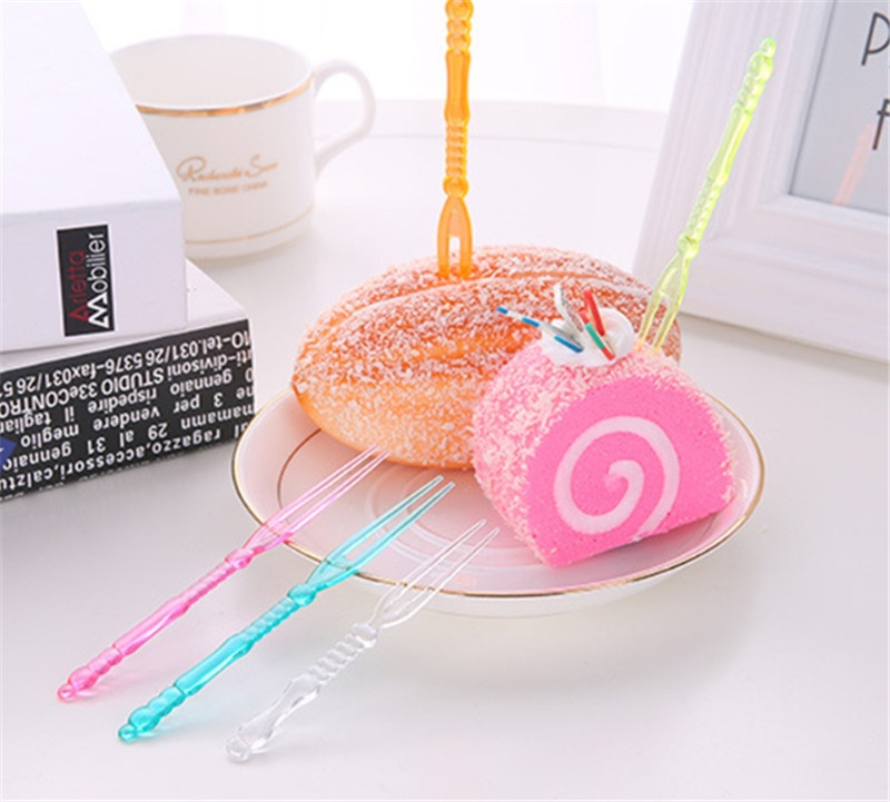 Disposable Plastic Fruit Forks (50 Pcs)
