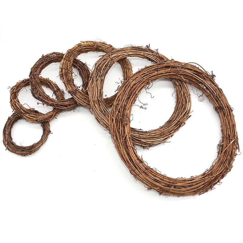 DIY Christmas Wreath Rattan Rustic