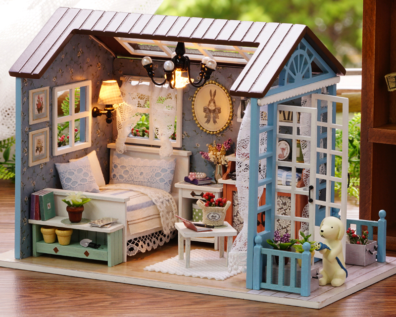 DIY Dollhouse Chic Wooden Furniture DIY Dollhouse Chic Wooden Furniture
