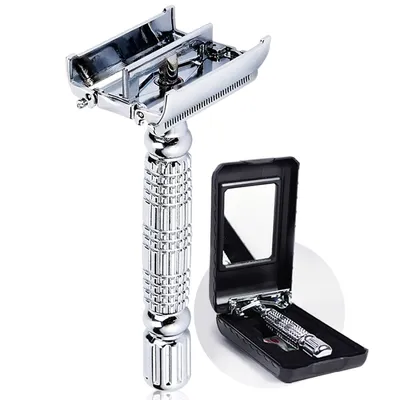 Double Edge Razor with Mirrored Case Double Edge Razor with Mirrored Case