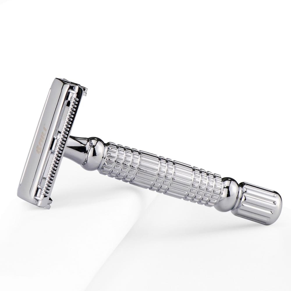 Double Edge Razor with Mirrored Case Double Edge Razor with Mirrored Case