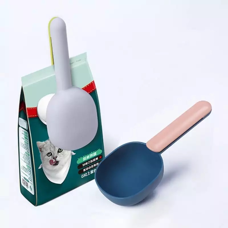 Dual Purpose Cat Food Scoop Clip