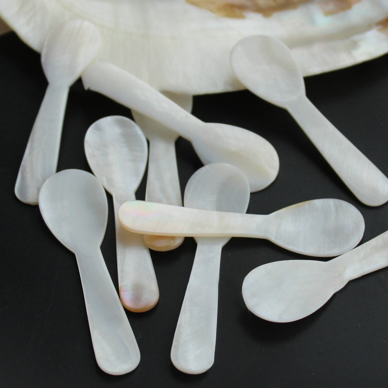Eco friendly Natural Seashell Spoon (10 pcs) Eco friendly Natural Seashell Spoon (10 pcs)