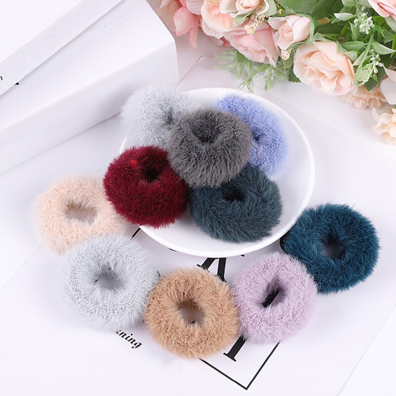 Elastic Faux Fur Scrunchies (2pcs) Elastic Faux Fur Scrunchies (2pcs)