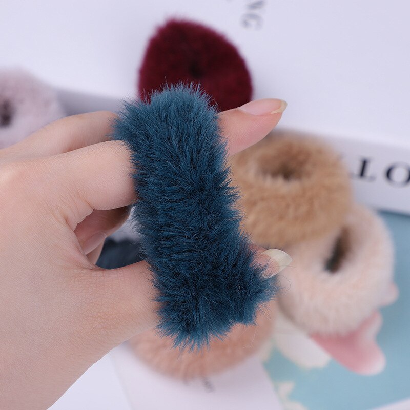 Elastic Faux Fur Scrunchies (2pcs) Elastic Faux Fur Scrunchies (2pcs)