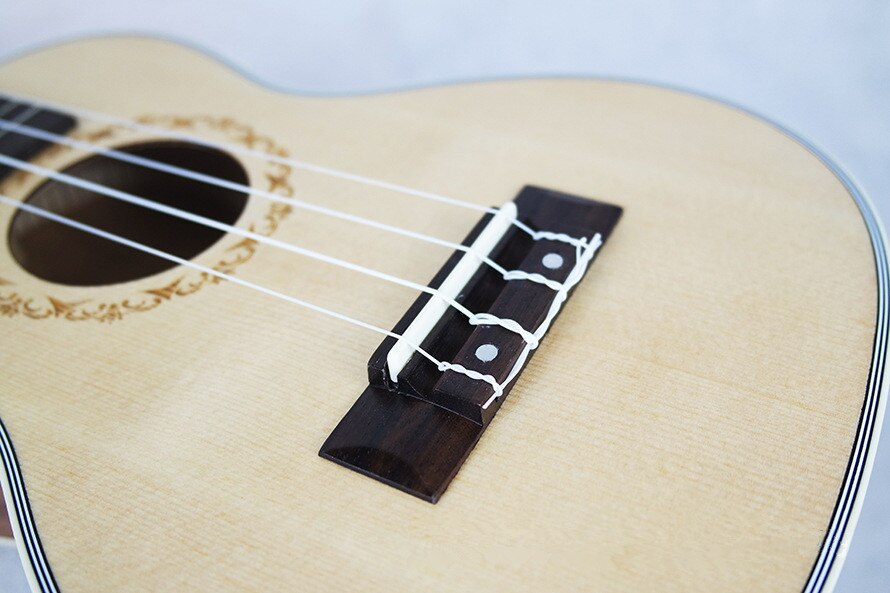 Electric Ukulele 4-String Mini Guitar Electric Ukulele 4-String Mini Guitar