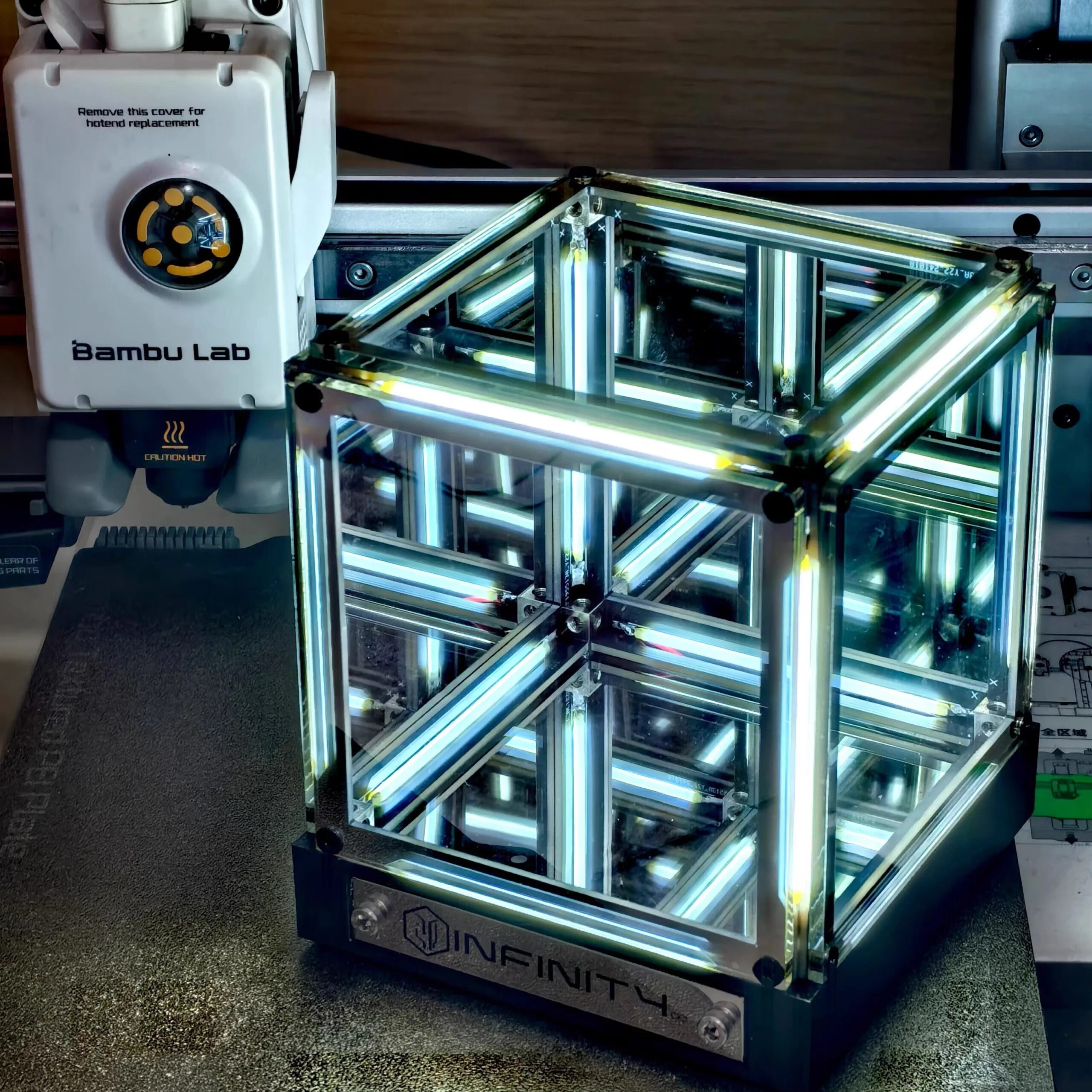Electronic Game Desktop Technology Atmosphere Light 4-Dimensional Space Hypercube Creative Desktop Night Light Game