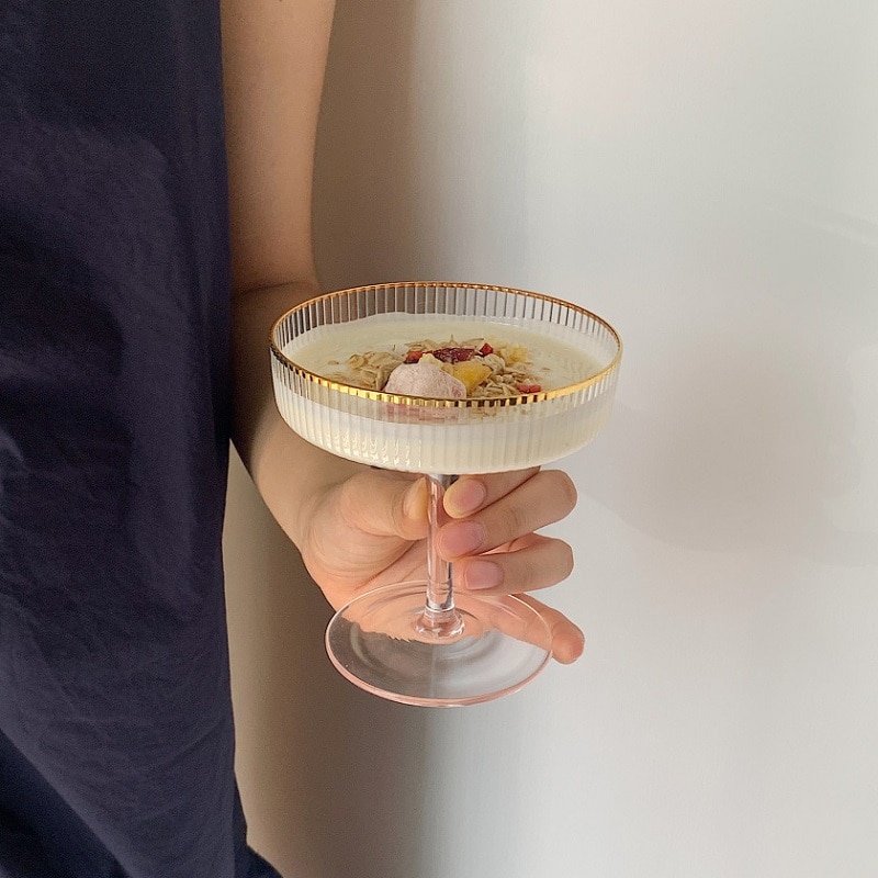 Elegant Glass Ice Cream Cups Set Elegant Glass Ice Cream Cups Set