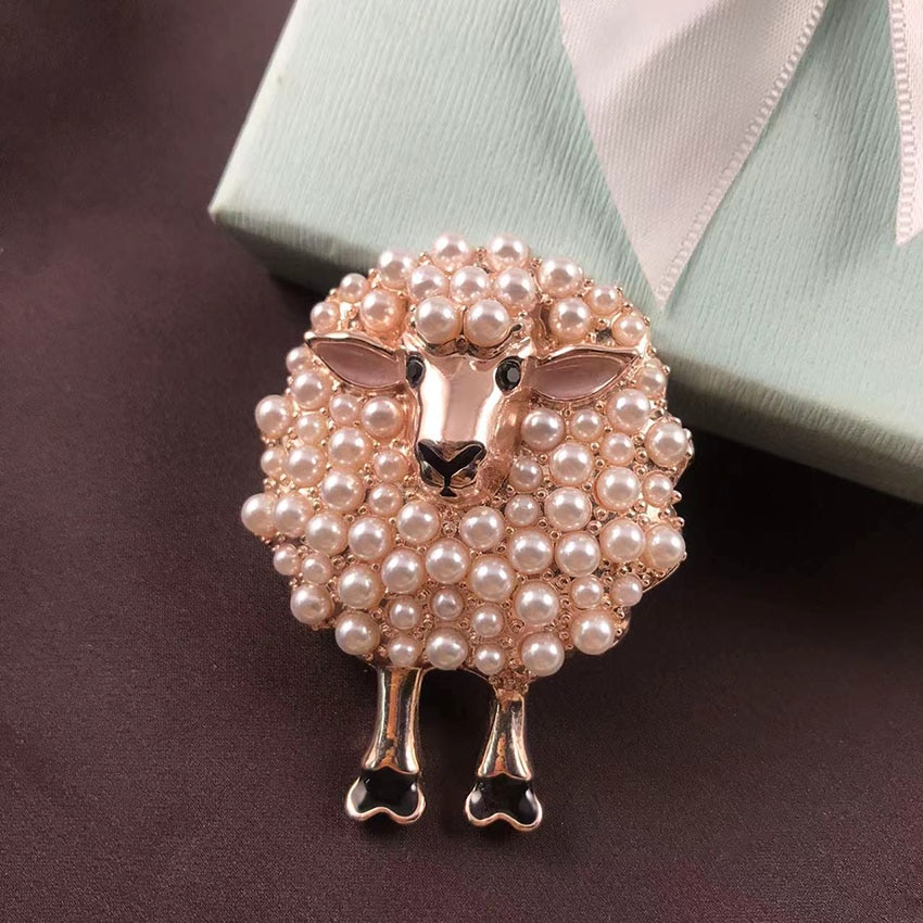 Elegant Sheep Brooch with Pearls