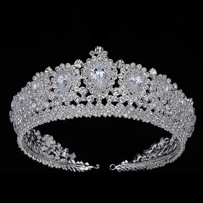 Elegant Studded Crystal Tiara Crown