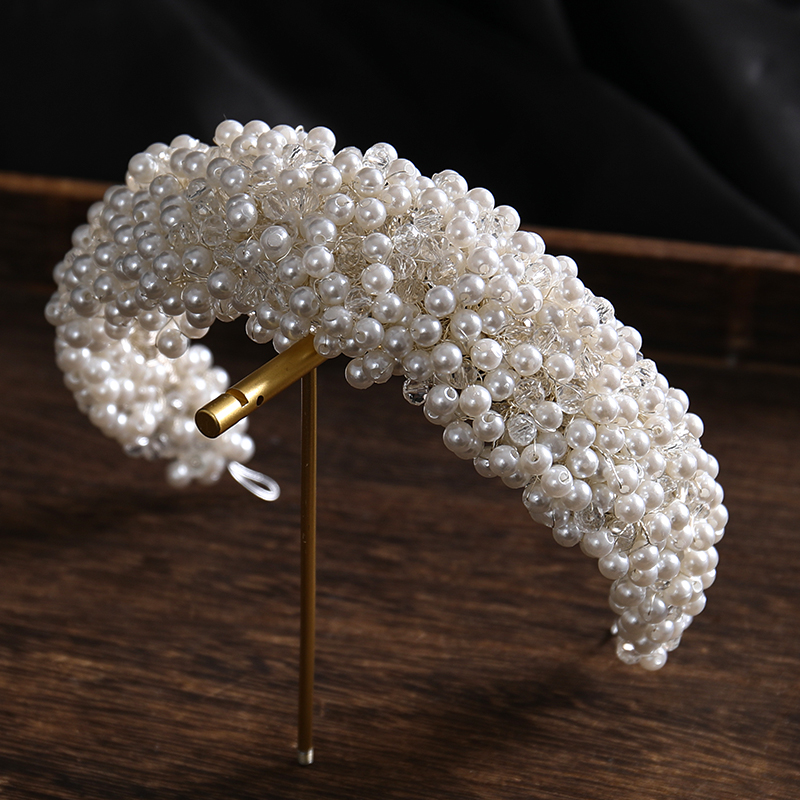 Elegant White Pearl Headband