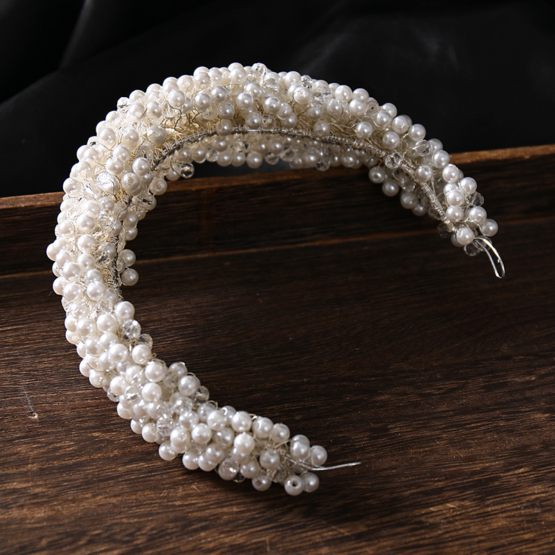 Elegant White Pearl Headband