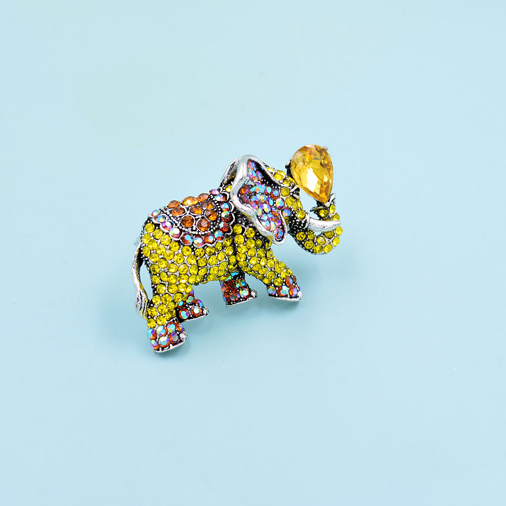 Elephant Brooch Ladies Elegant Accessory Elephant Brooch Ladies Elegant Accessory
