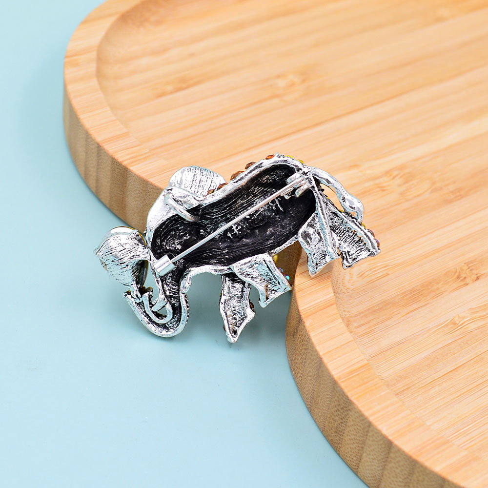 Elephant Brooch Ladies Elegant Accessory Elephant Brooch Ladies Elegant Accessory