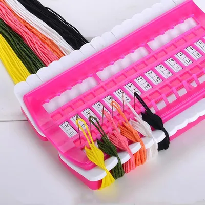 Embroidery Floss Organizer 30-Hole DIY Tool Embroidery Floss Organizer 30-Hole DIY Tool