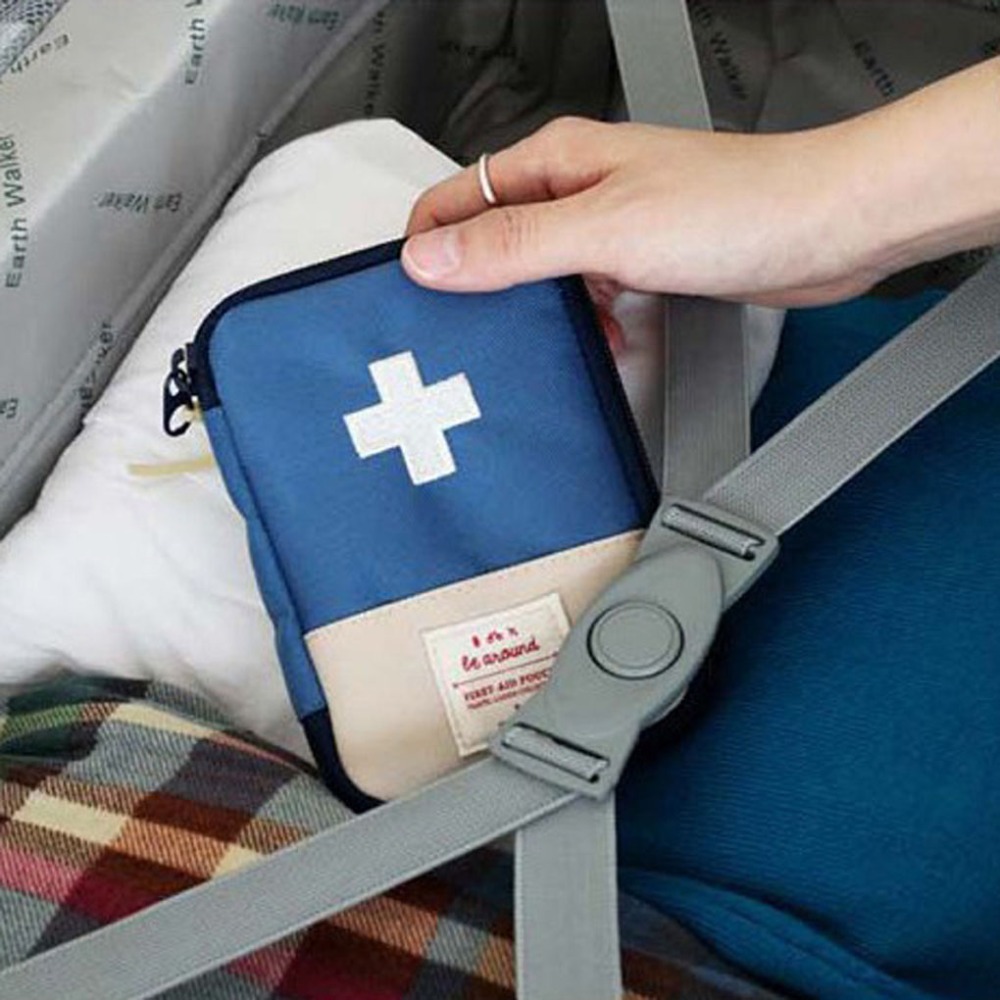 Emergency Bag Portable First Aid Pouch Emergency Bag Portable First Aid Pouch