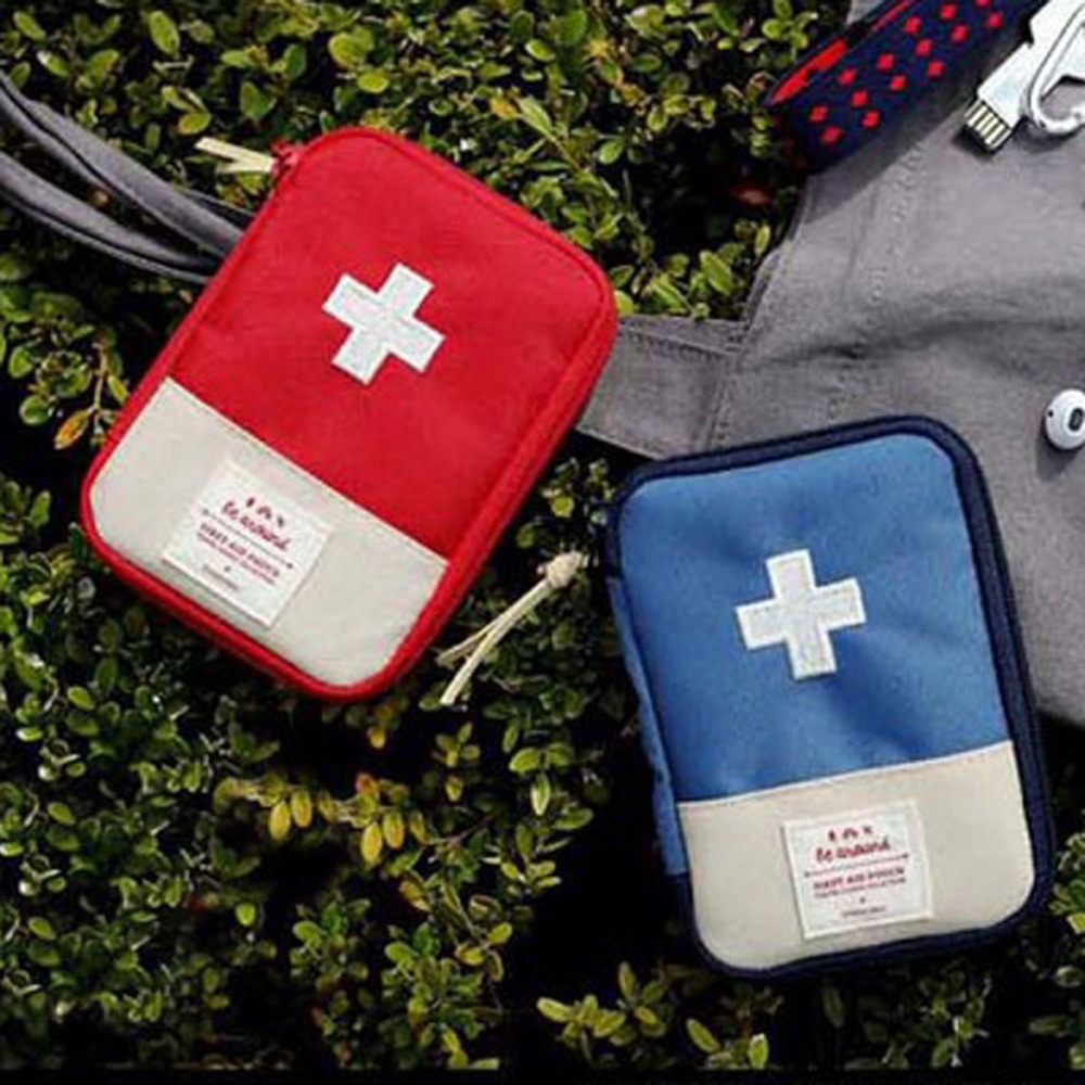 Emergency Bag Portable First Aid Pouch Emergency Bag Portable First Aid Pouch