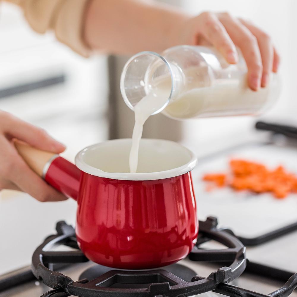 Enamel Milk Pot with Wooden Handle Enamel Milk Pot with Wooden Handle