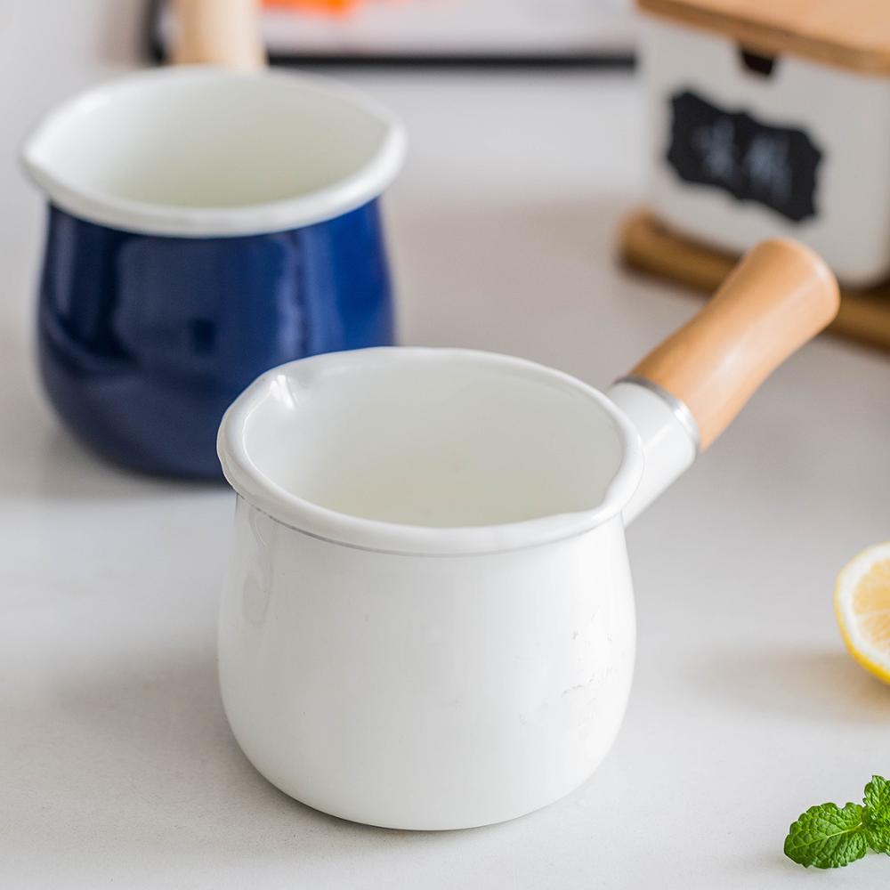 Enamel Milk Pot with Wooden Handle Enamel Milk Pot with Wooden Handle