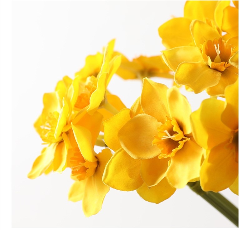Fake Daffodils Bundle Home Decor (1 bundle)