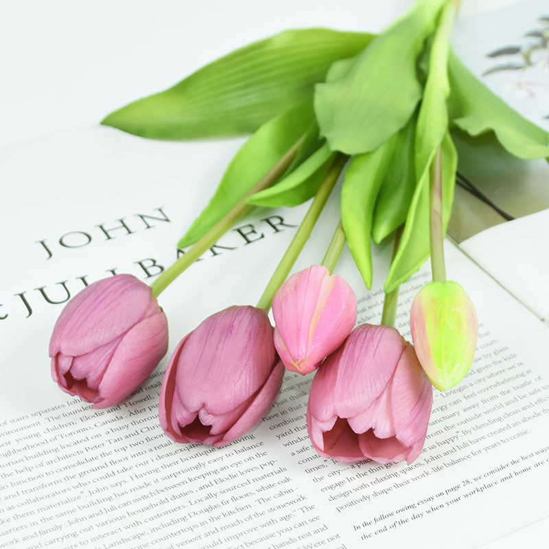 Fake Tulip Flowers Home Decoration (5 pcs) Fake Tulip Flowers Home Decoration (5 pcs)