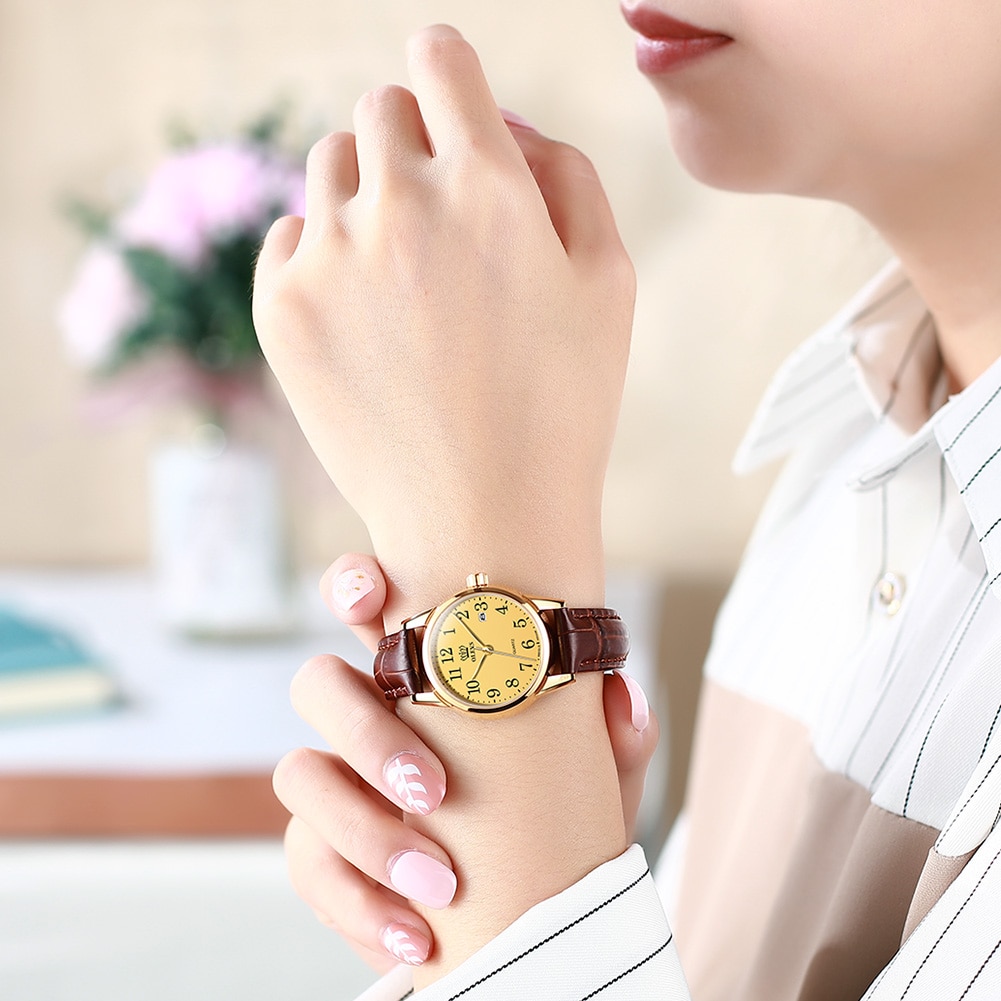 Fancy Wrist Watch for Ladies with Leather Strap