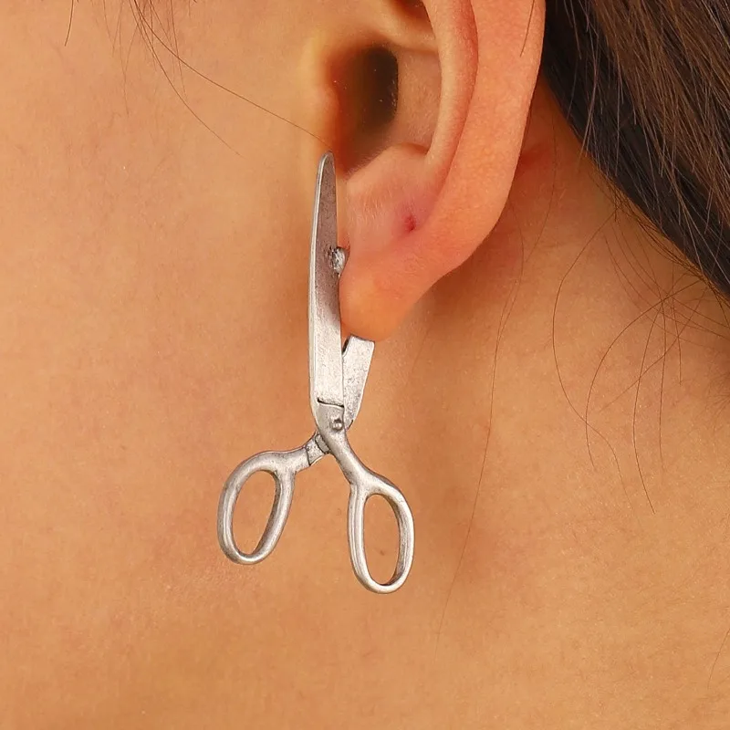 Fashion Creative Retro Scissors Ear Studs for Women Personalized Women Hip Hop Rock Party Holiday Gift Perforated Fashion Creative Retro Scissors Ear Studs for Women Personalized Women Hip Hop Rock Party Holiday Gift Perforated