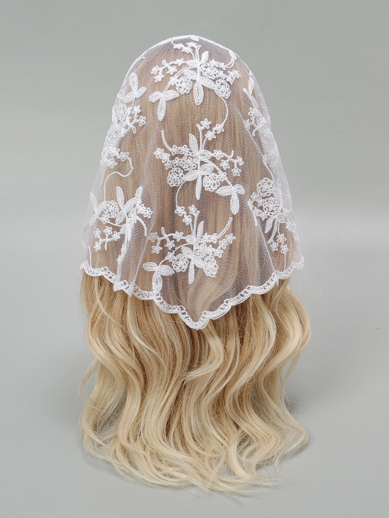 Fashion Ins Lace Hair Scarf Women Retro Triangle Hair Bands Vintage Triangular Headscarf Girls Elegant Headwear Hair