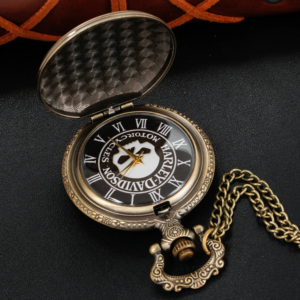 Fashion Street Cowboy Knight Quartz Pocket Watch Retro Trend Best Men's Necklace Pendant Clock Festival Gift Fashion Street Cowboy Knight Quartz Pocket Watch Retro Trend Best Men's Necklace Pendant Clock Festival Gift