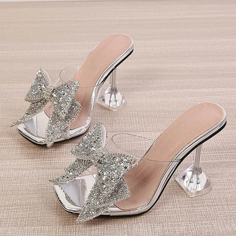 Fashionable Bow High Heels